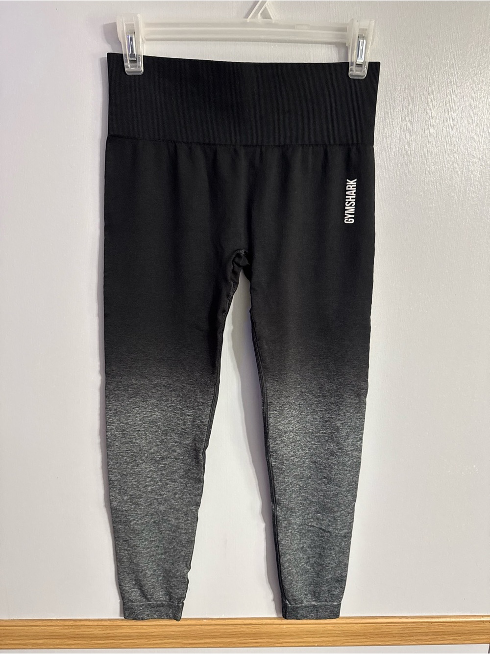 Gymshark Black and Gray Ombre Leggings Size XS